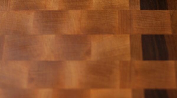 Anleitung: Schneidebretter richtig abschleifen & ölen - So gehts